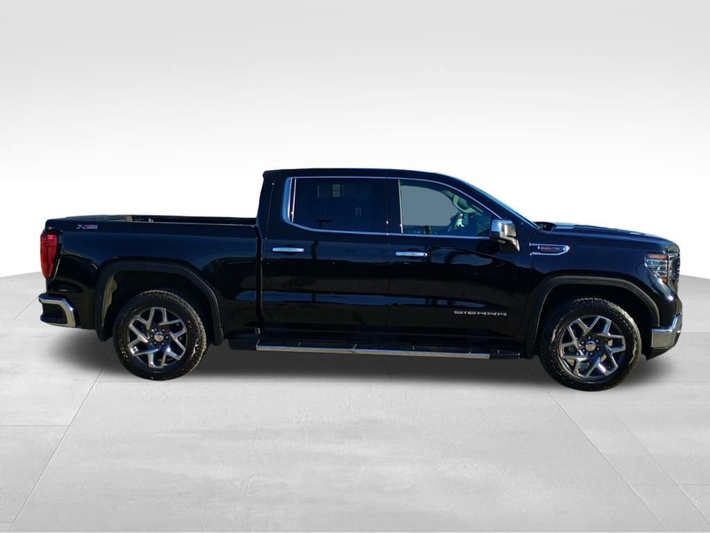Used 2023 GMC Sierra 1500 SLT w/ SLT Premium Package image 7