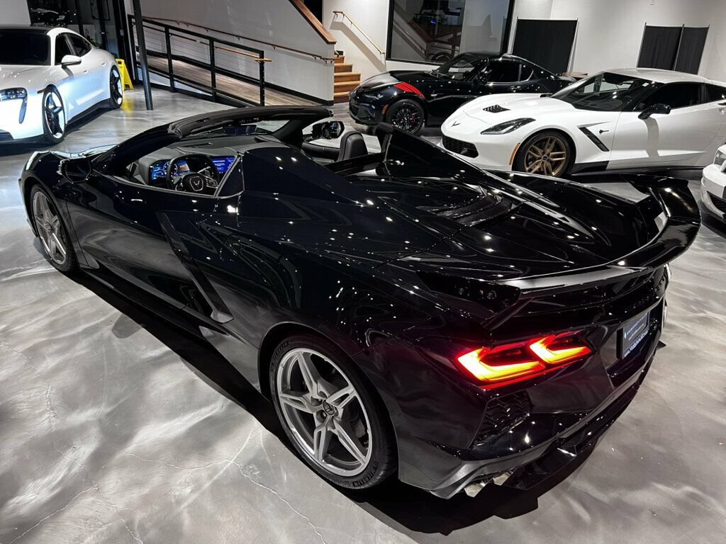 Used 2023 Chevrolet Corvette Stingray Preferred Conv w/ 2LT RWD image 31