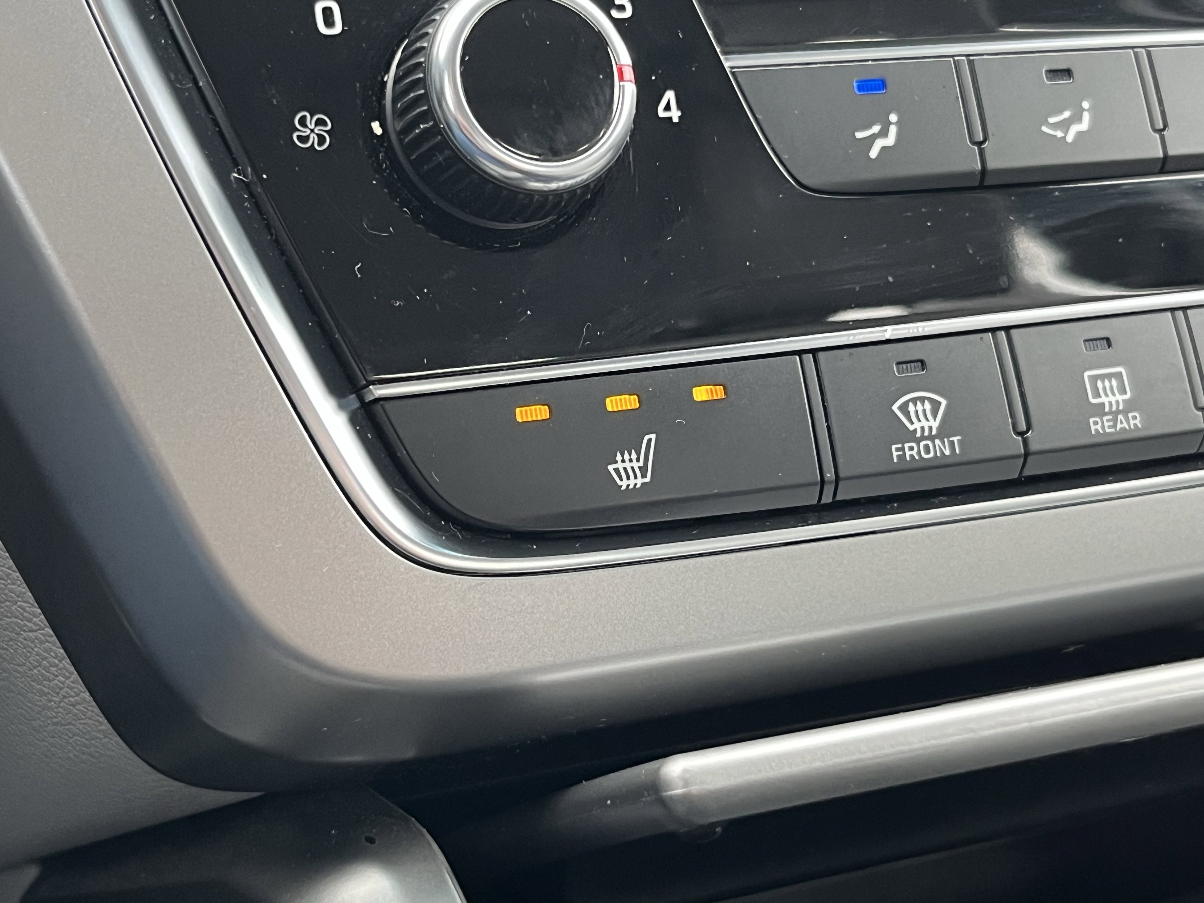 Used 2017 Hyundai Sonata Sport w/ Value Edition Package 02 image 29