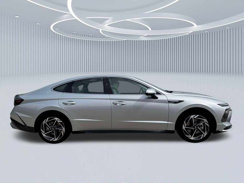 New 2026 Hyundai Sonata SEL FWD image 9