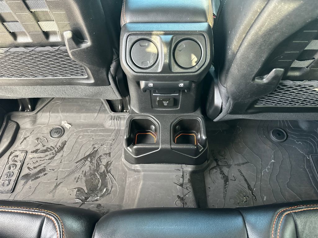 Used 2023 Jeep Gladiator Mojave w/ Cold Weather Group image 40