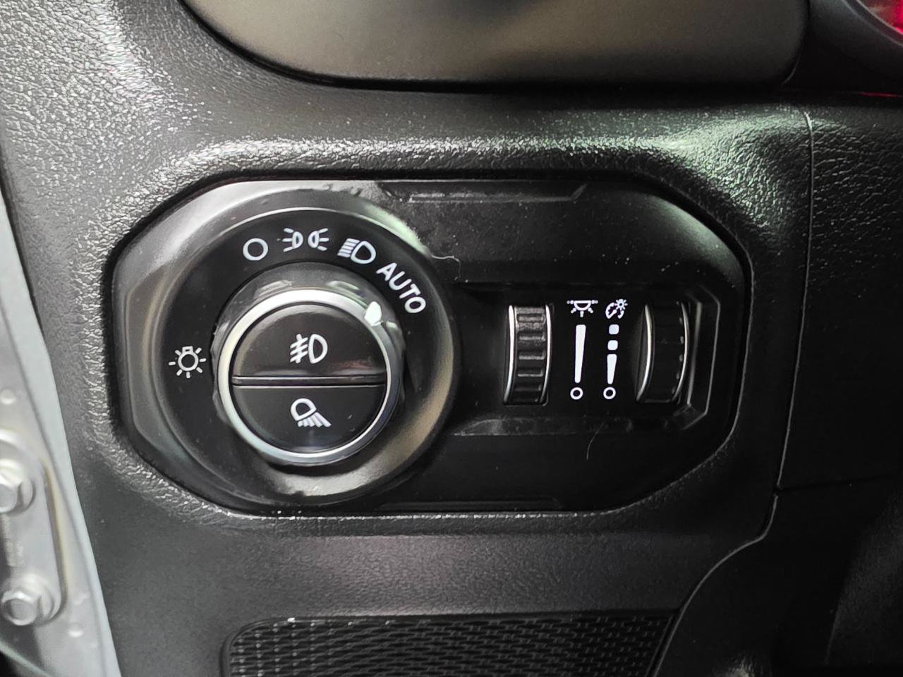 Used 2020 Jeep Gladiator Sport w/ Quick Order Package 24S AWD/4WD image 19