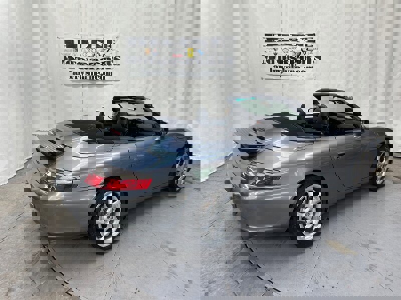 Used 2002 Porsche 911 Carrera 4 image 6