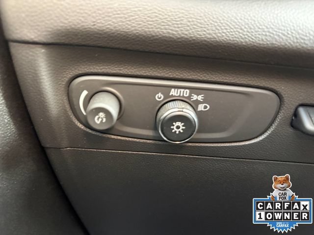 Used 2022 Buick Envision Essence w/ Technology Package I FWD image 10