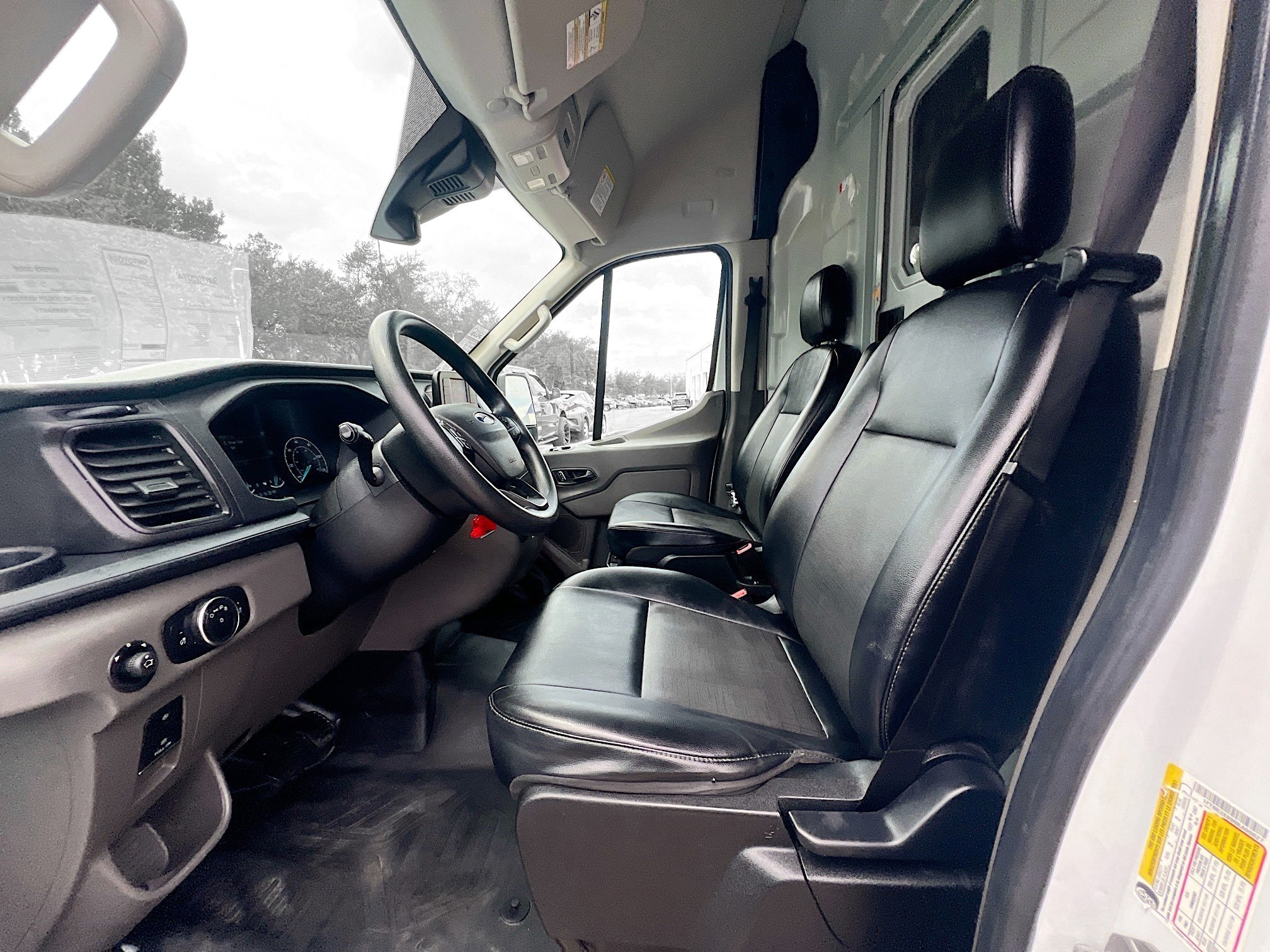 Used 2024 Ford Transit 250 148 High Roof Extended w/ Load Area Protection Package RWD image 14