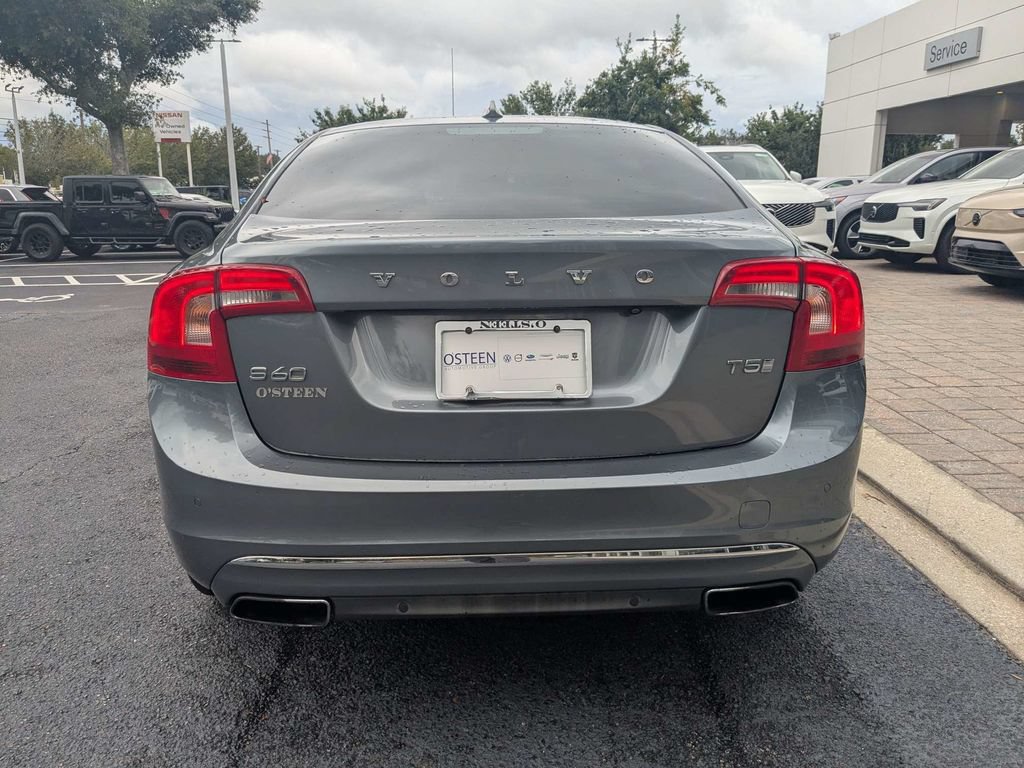 Used 2016 Volvo S60 T5 Inscription Platinum FWD image 5