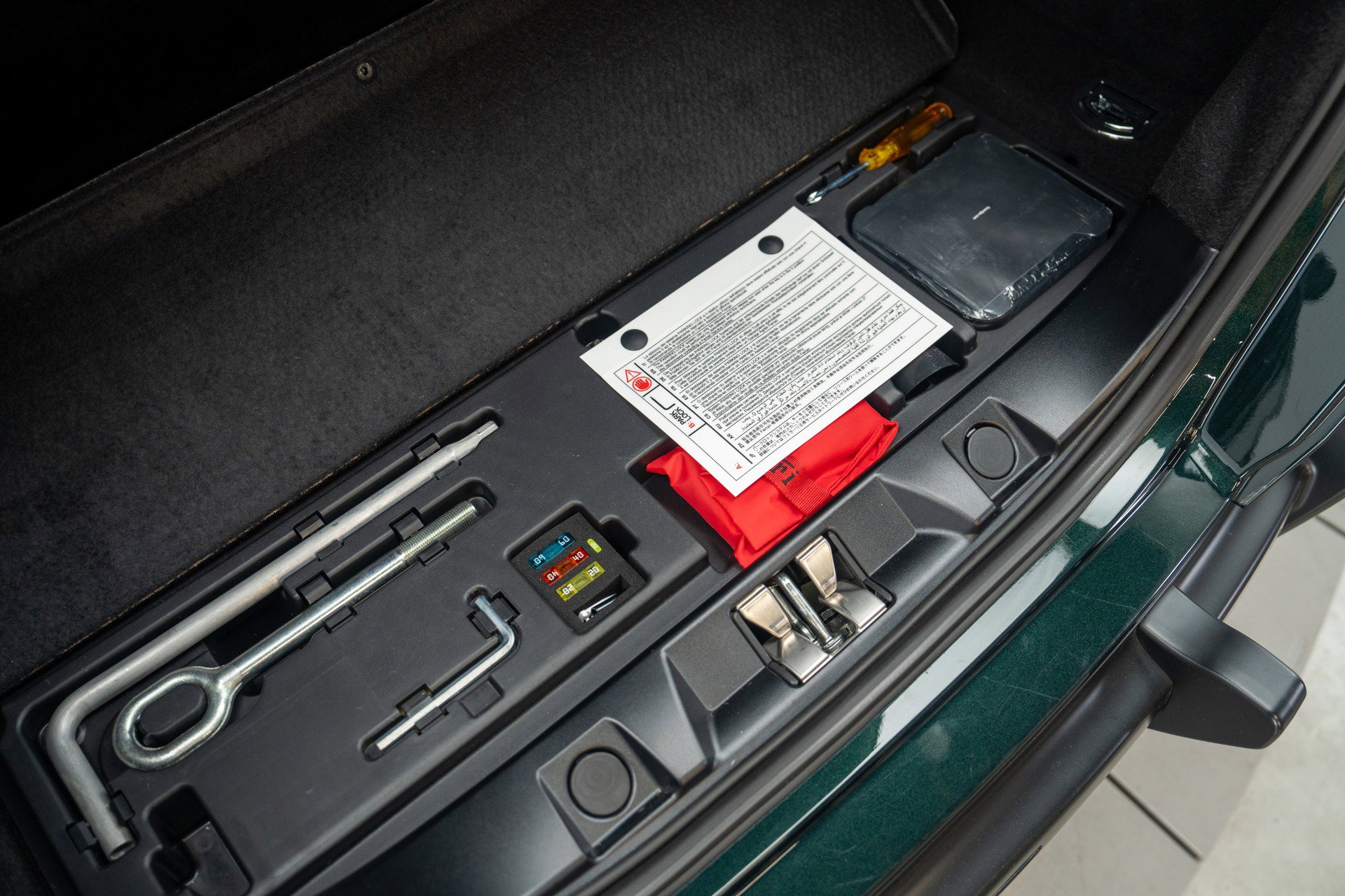 Certified 2022 Ferrari Roma image 92