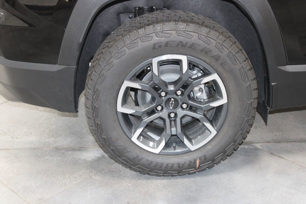 New 2026 Chevrolet Equinox ACTIV w/ Convenience Package III image 48