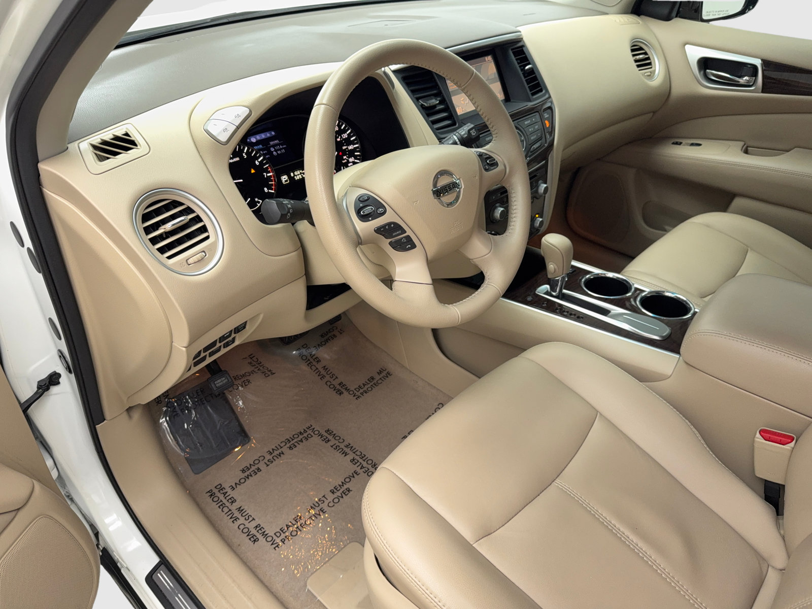 Used 2014 Nissan Pathfinder SL w/ SL Premium Package FWD image 15