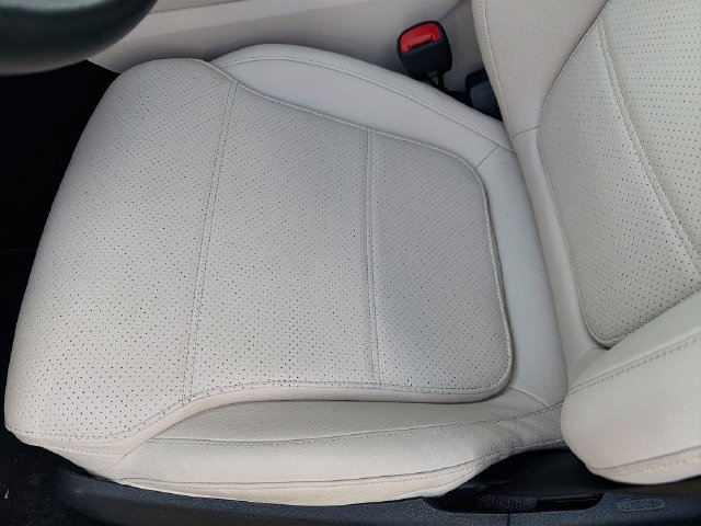 Certified 2026 Mercedes-Benz GLC 300 4MATIC image 15