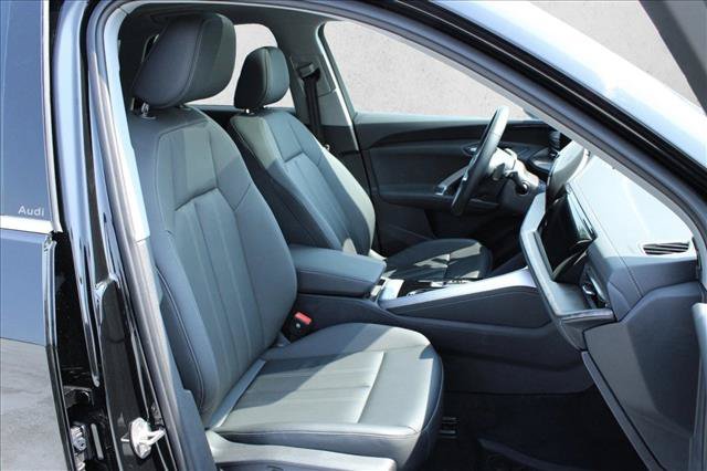 Used 2025 Audi Q5 Premium w/ Convenience Package AWD/4WD image 28