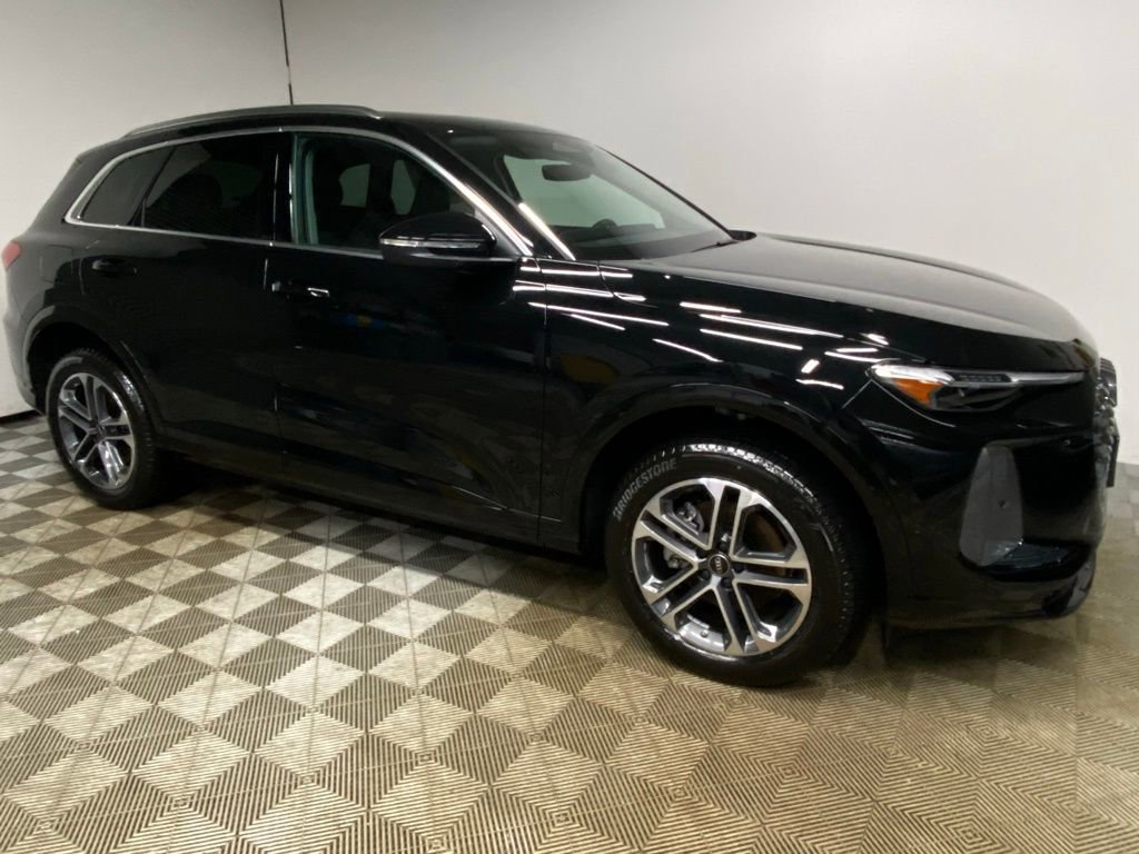 New 2025 Audi Q5 Premium Plus image 3