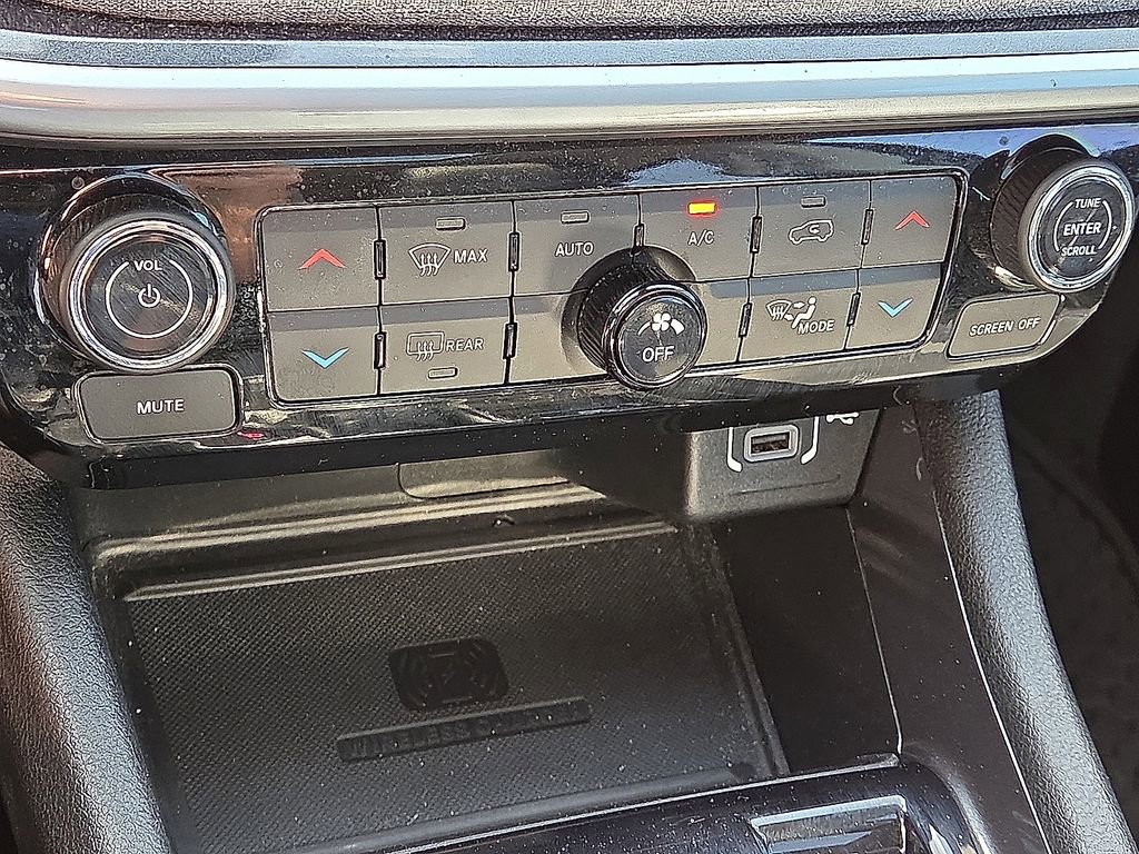Used 2022 Jeep Compass Latitude w/ Sun and Sound Group image 28