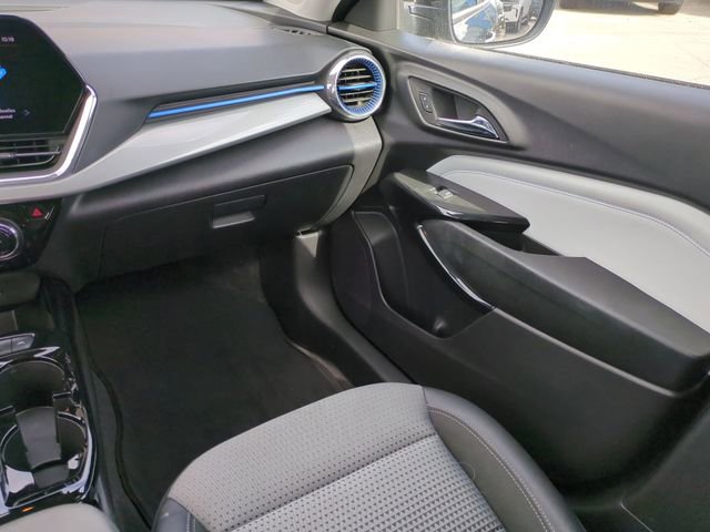 Certified 2025 Chevrolet Trax LT image 17