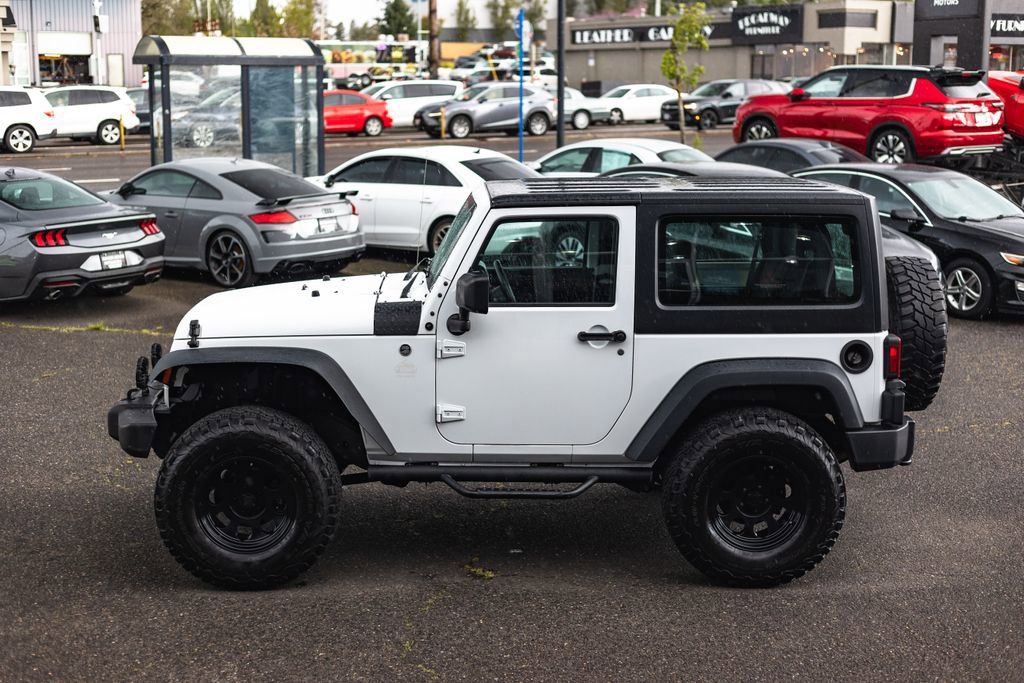 Used 2015 Jeep Wrangler Sport AWD/4WD image 13