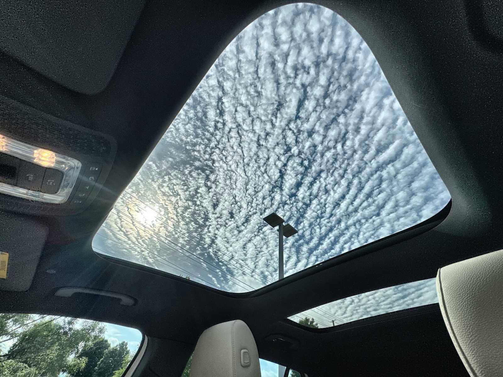 Certified 2023 Mercedes-Benz EQB 250+ image 28