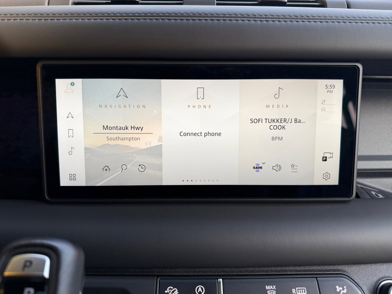 Certified 2024 Land Rover Defender 110 X-Dynamic SE image 14