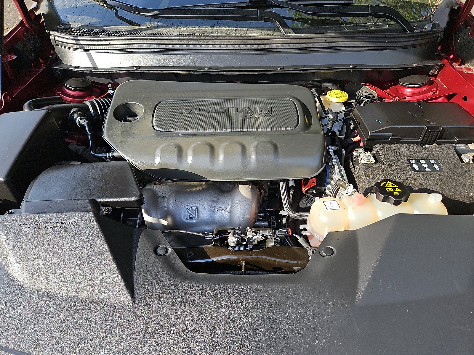 Used 2019 Jeep Cherokee Latitude Plus w/ Cold Weather Group image 28
