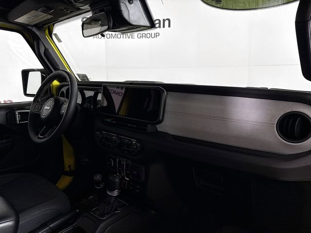 Used 2024 Jeep Wrangler Willys image 27