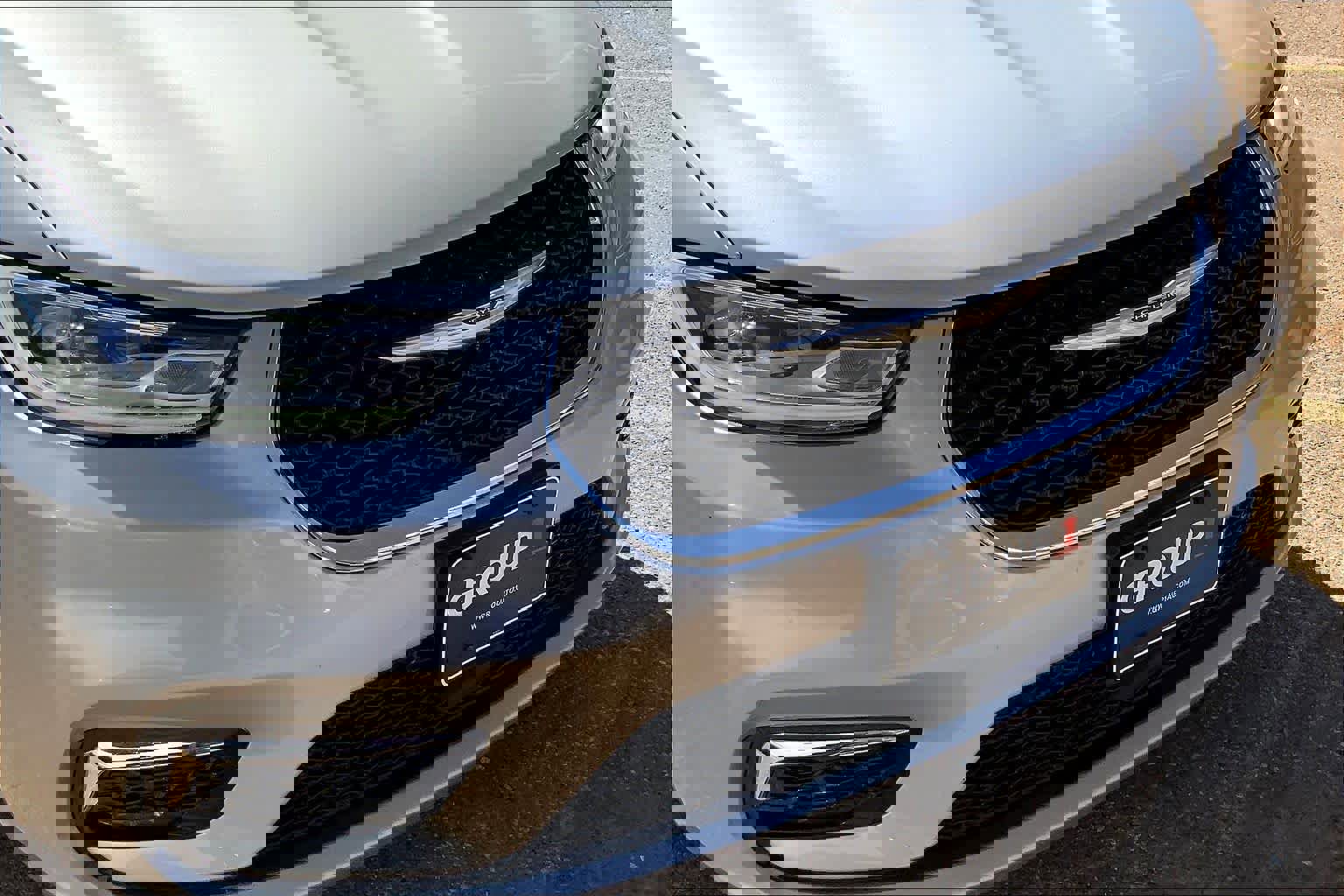 Used 2024 Chrysler Pacifica Touring-L FWD image 30