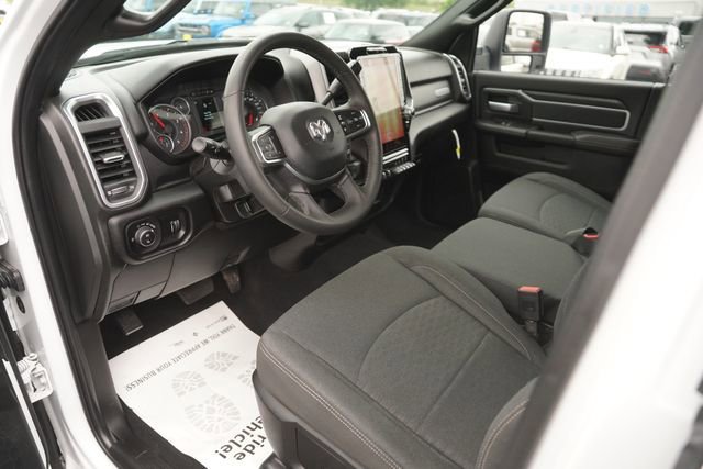 Used 2026 RAM 2500 Big Horn AWD/4WD image 8