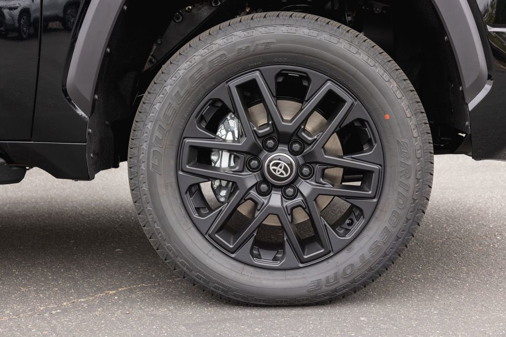 New 2026 Toyota Tundra SR5 AWD/4WD image 4