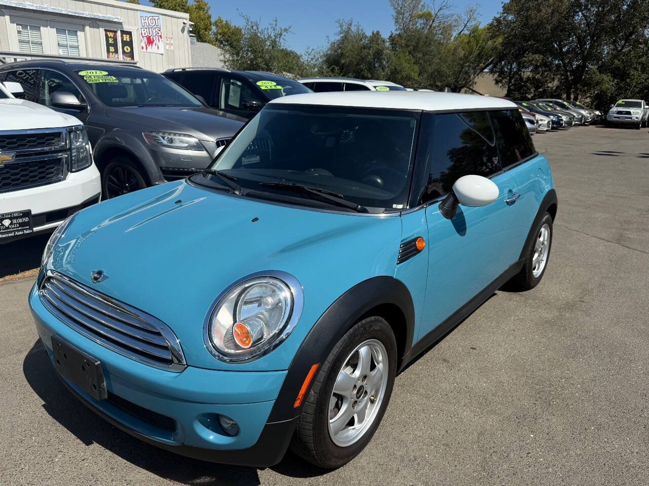 Used 2010 MINI Cooper Hardtop FWD image 1