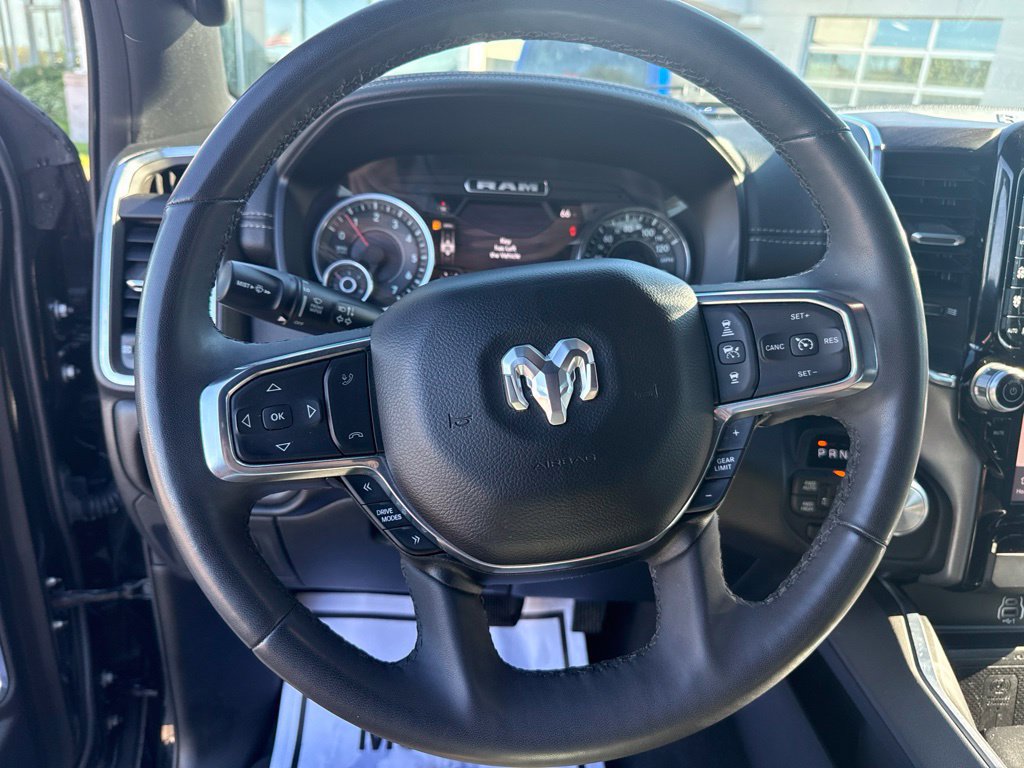 Used 2025 RAM 1500 Laramie AWD/4WD image 15