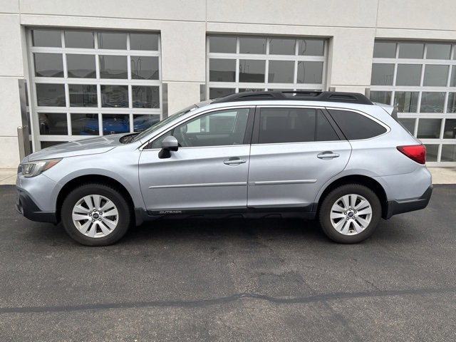 Used 2018 Subaru Outback 2.5i Premium image 2