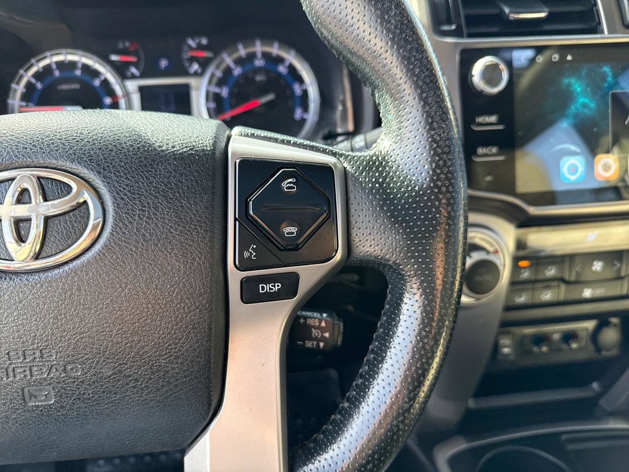 Used 2014 Toyota 4Runner Limited image 20