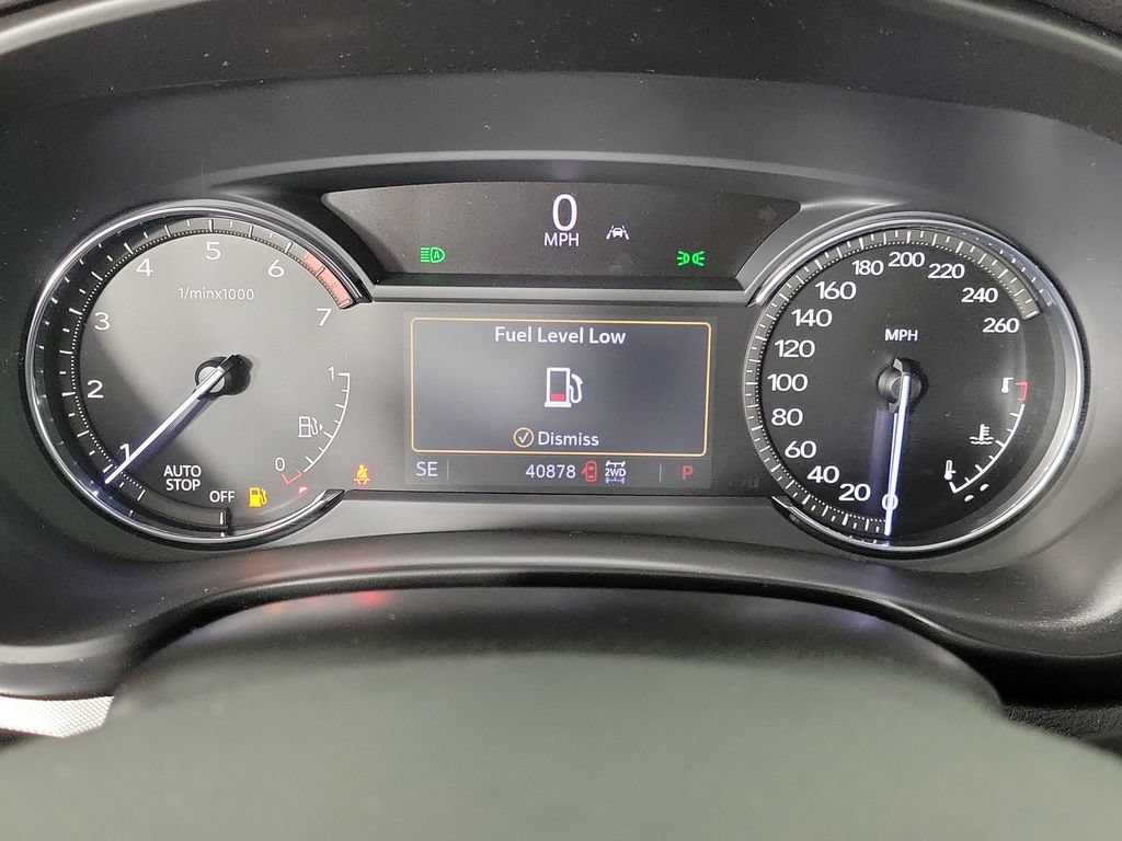 Used 2023 Cadillac XT4 Premium Luxury AWD/4WD image 25