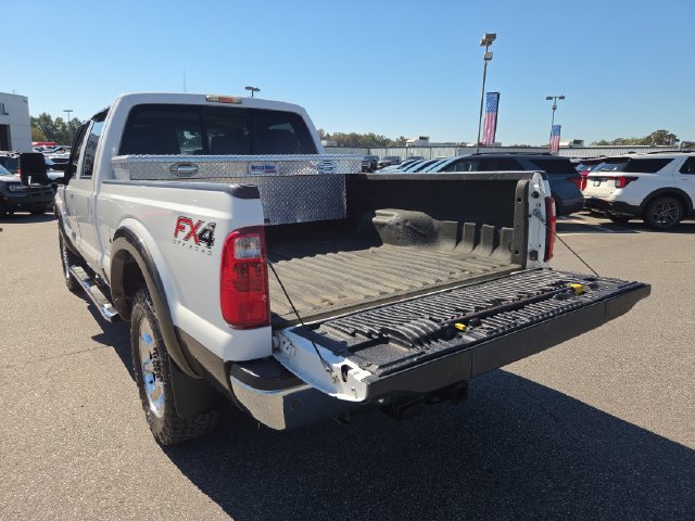 Used 2015 Ford F250 Lariat w/ Lariat Ultimate Package AWD/4WD image 28