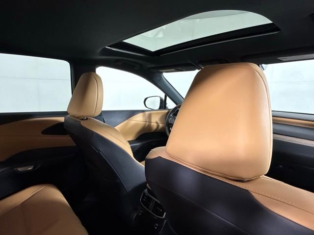 Used 2023 Lexus RX 350 Premium w/ Accessory Package (Z1) image 29