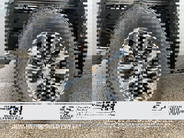 Used 2023 Chevrolet Silverado 1500 LT image 13