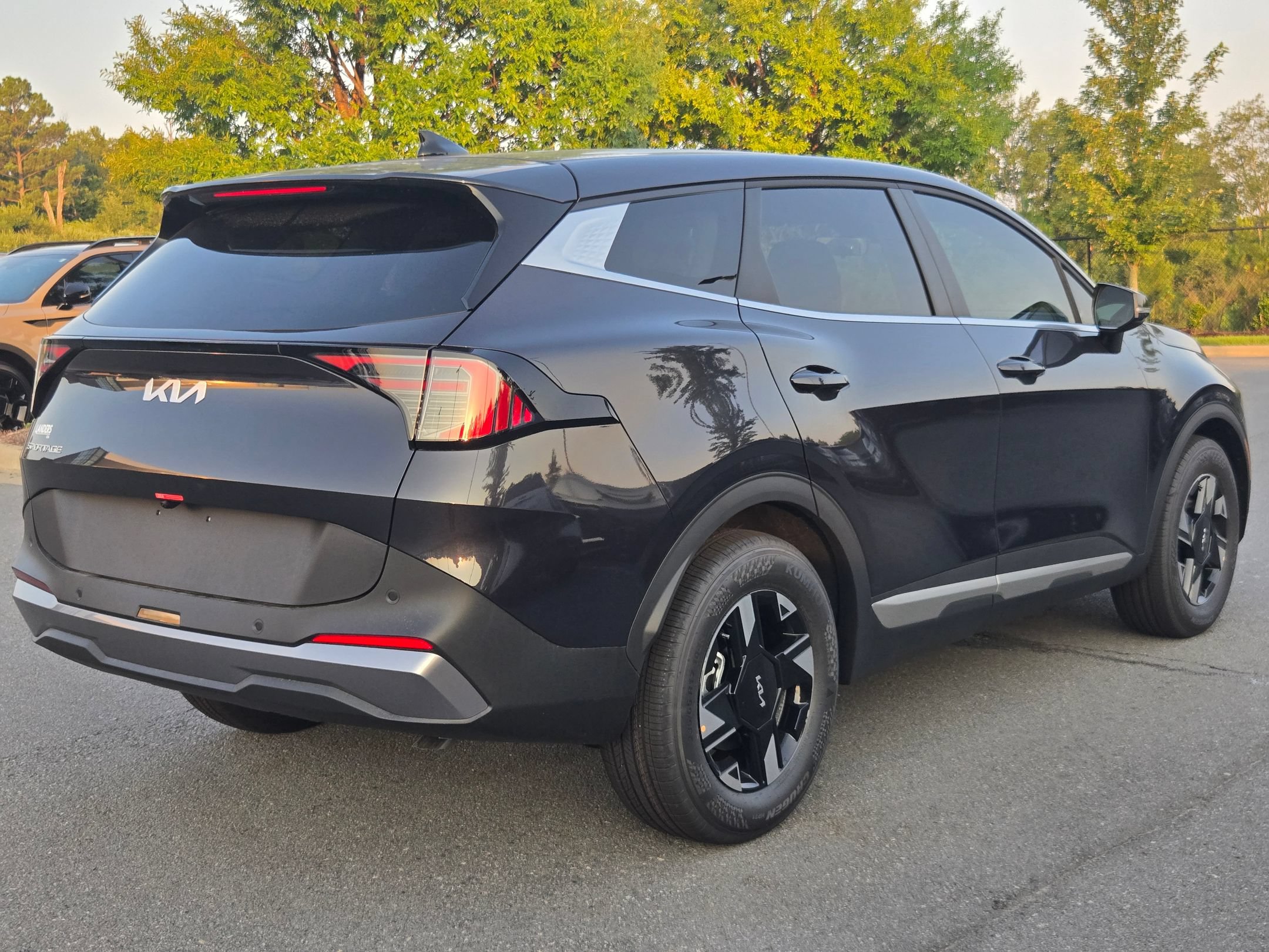 New 2026 Kia Sportage LX w/ LX Convenience Package FWD image 7