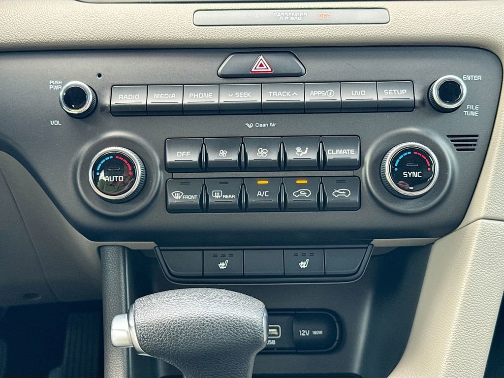 Used 2018 Kia Sportage LX w/ LX Technology Package FWD image 15