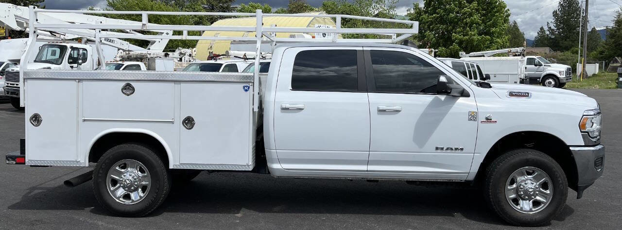 Used 2022 RAM 3500 Big Horn AWD/4WD image 4