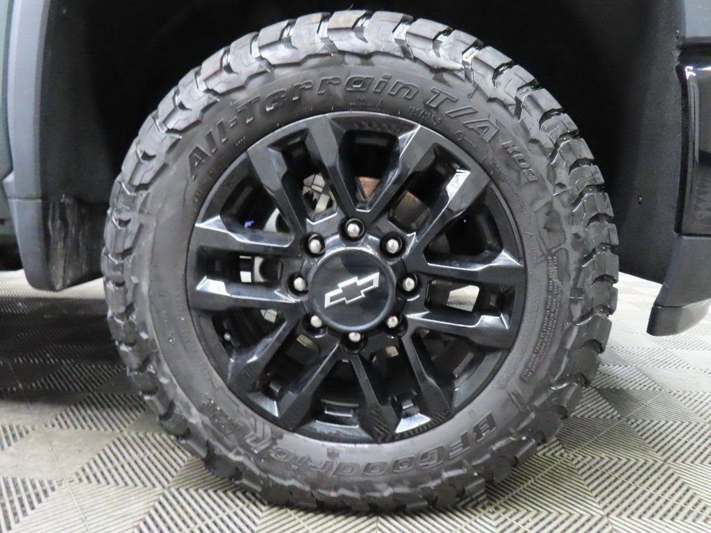 Used 2025 Chevrolet Silverado 2500 LTZ w/ Trail Boss Package image 8