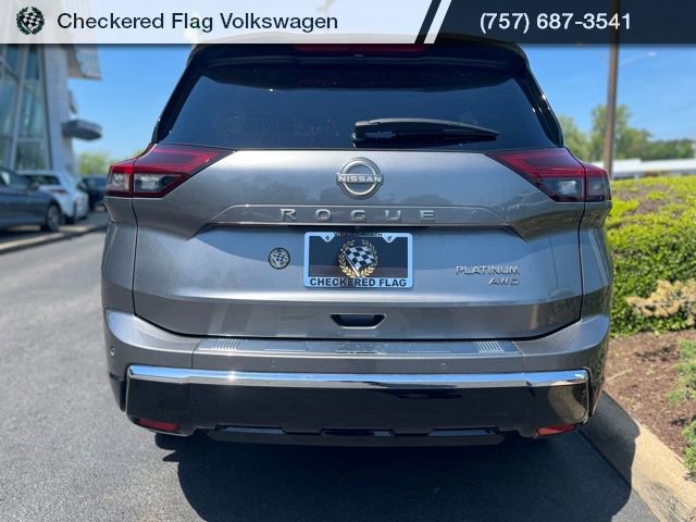 Used 2024 Nissan Rogue Platinum AWD/4WD image 10