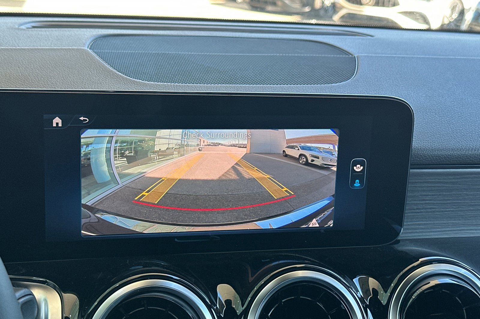 New 2026 Mercedes-Benz GLB 250 image 16