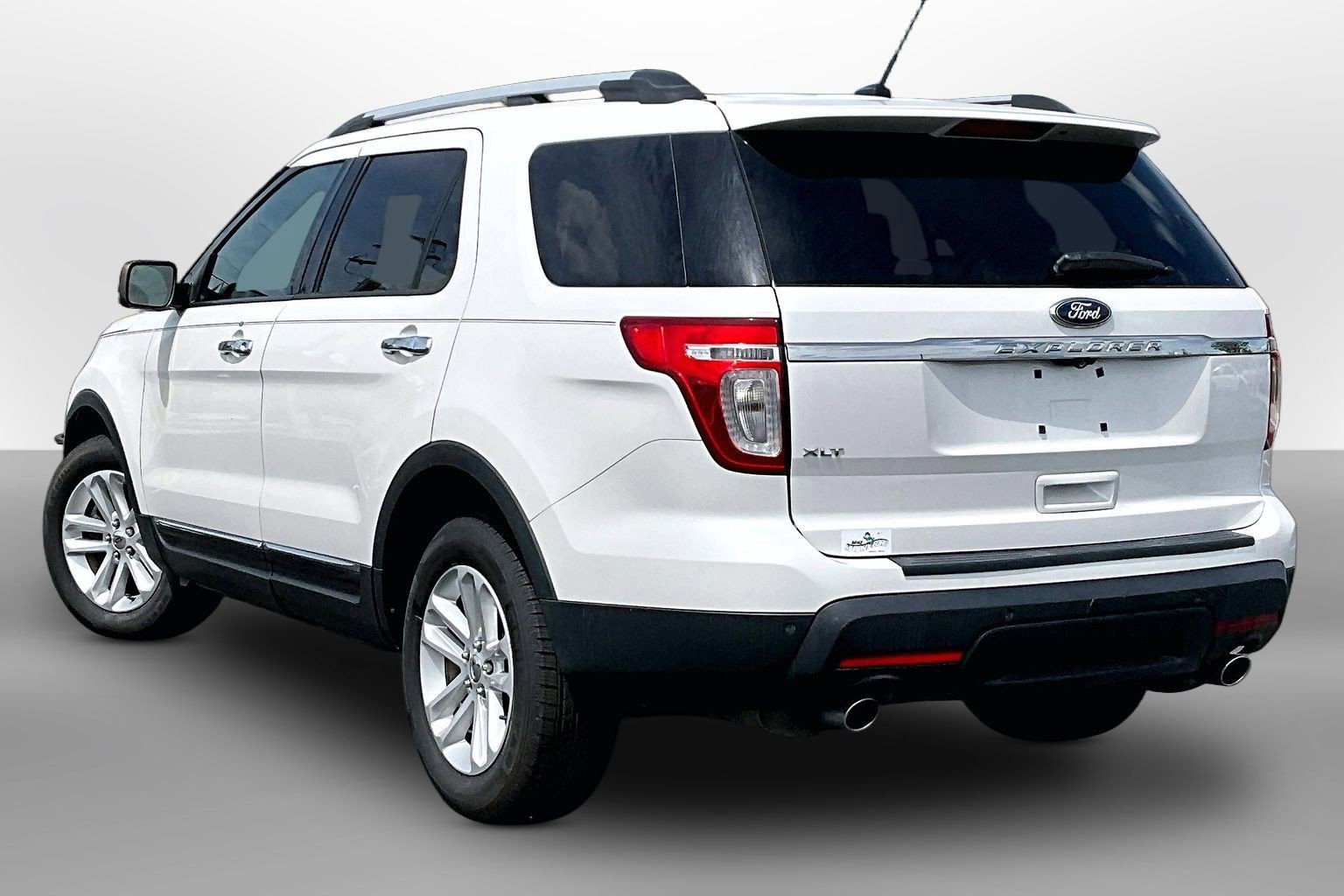 Used 2011 Ford Explorer XLT w/ 202A Rapid Spec Order Code FWD image 10