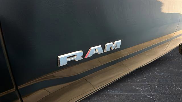 Used 2019 RAM 1500 Laramie w/ Sport Appearance Package AWD/4WD image 41