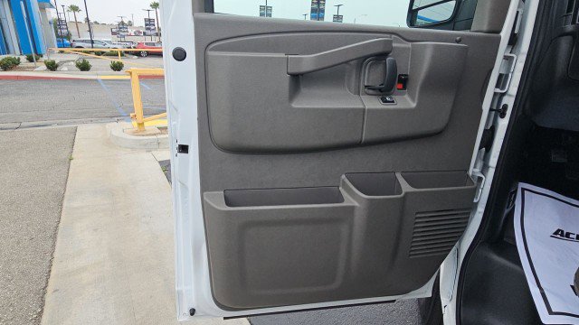 Used 2024 Chevrolet Express 2500 w/ Driver Convenience Package RWD image 20