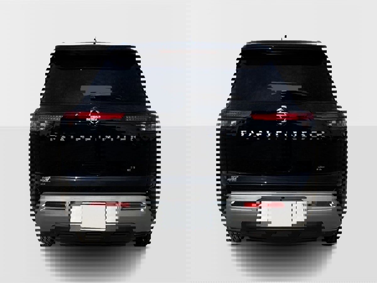 New 2025 Nissan Pathfinder SL image 4