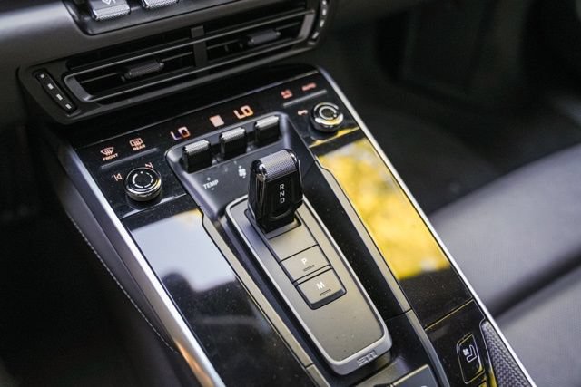 Used 2020 Porsche 911 Carrera 4S AWD/4WD image 39