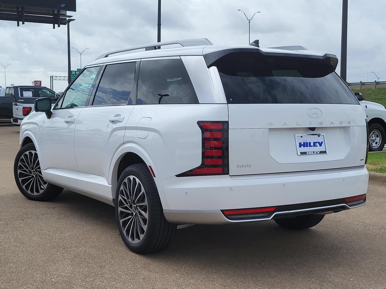 New 2026 Hyundai Palisade Calligraphy AWD/4WD image 3