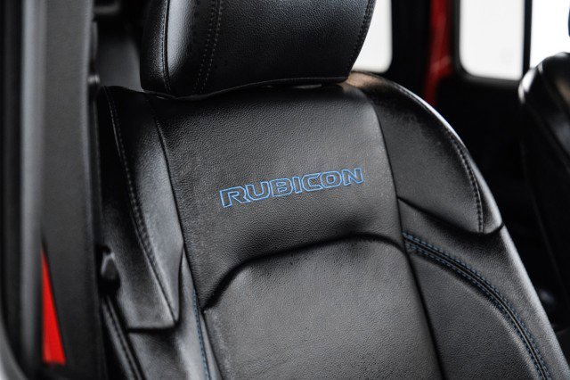 Used 2021 Jeep Wrangler Unlimited Rubicon 4xe w/ Cold Weather Group image 38