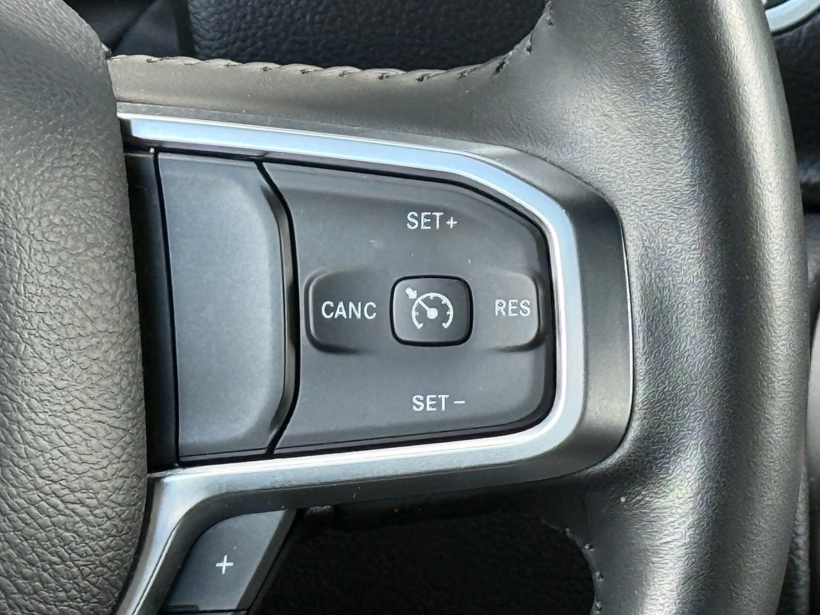 Used 2024 RAM 1500 Big Horn AWD/4WD image 29