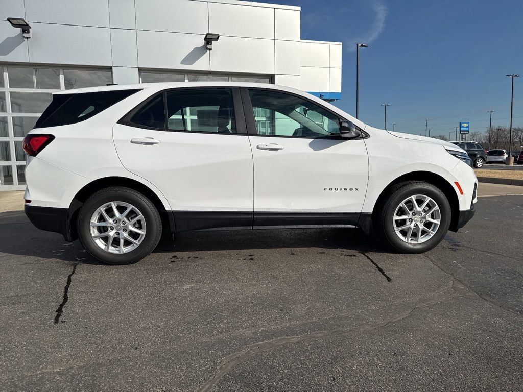 Certified 2024 Chevrolet Equinox LS image 8