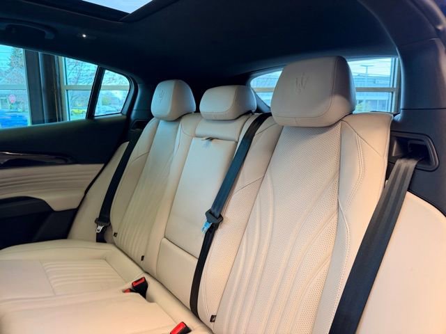 Used 2024 Maserati Grecale GT AWD/4WD image 16